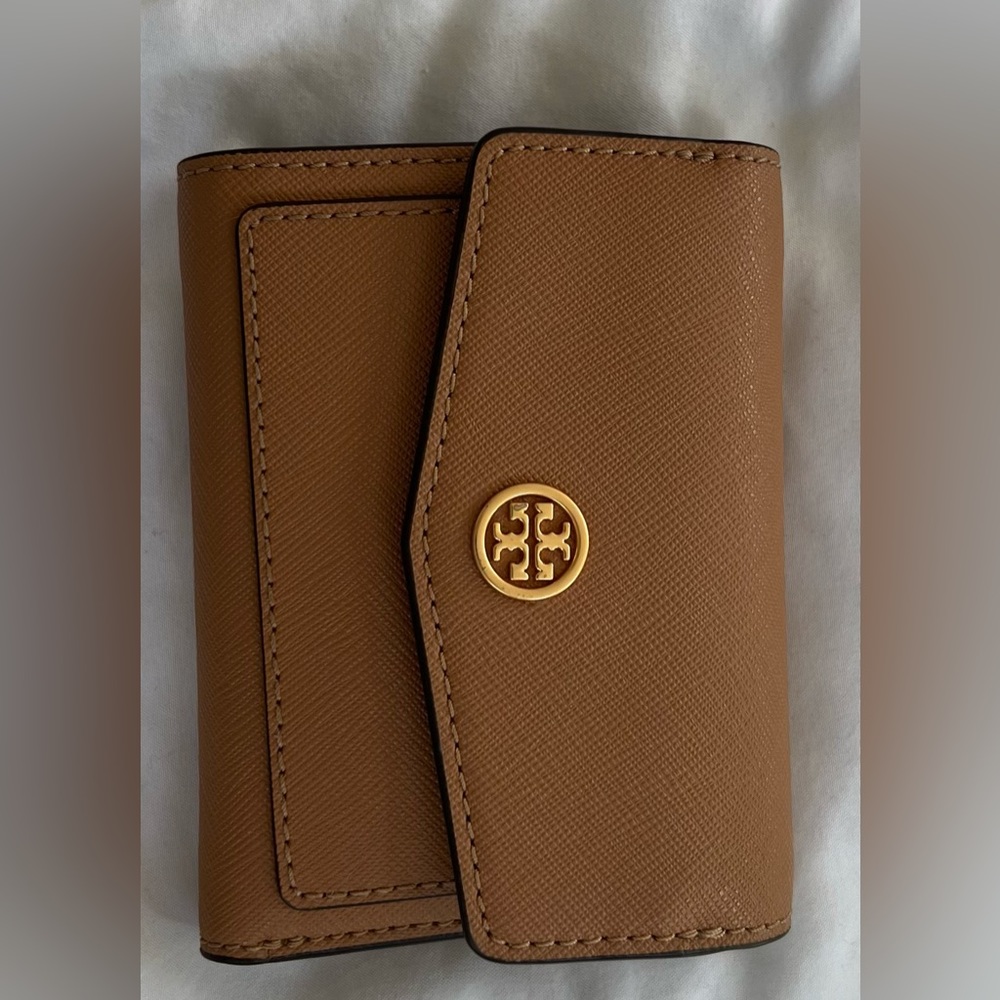 Tory Burch Robinson Mini Flap Wallet